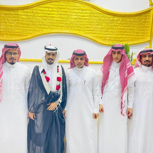 فقية صلاح حسن عامر الجرب يحصل على درجة البكالوريوس