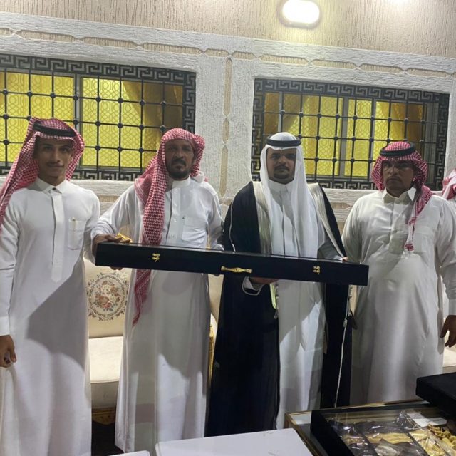 ” السلومي ” يدشن عيادة الكشف المبكر لسرطان القولون ببارق