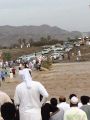 بالصور احتجاز عدد من المركبات بوادي قنونا والسيول تداهم سبت الجارة