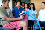 وفاة أطول رجل في العالم بسبب اضطرابات بالنمو