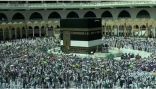 ضيوف الرحمن يؤدون طواف الوداع في ثالث أيام التشريق